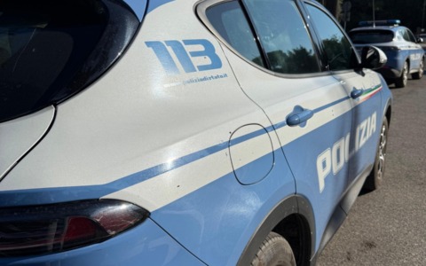 Lite tra condomine ad Ancona: schiaffi e spray al peperoncino
