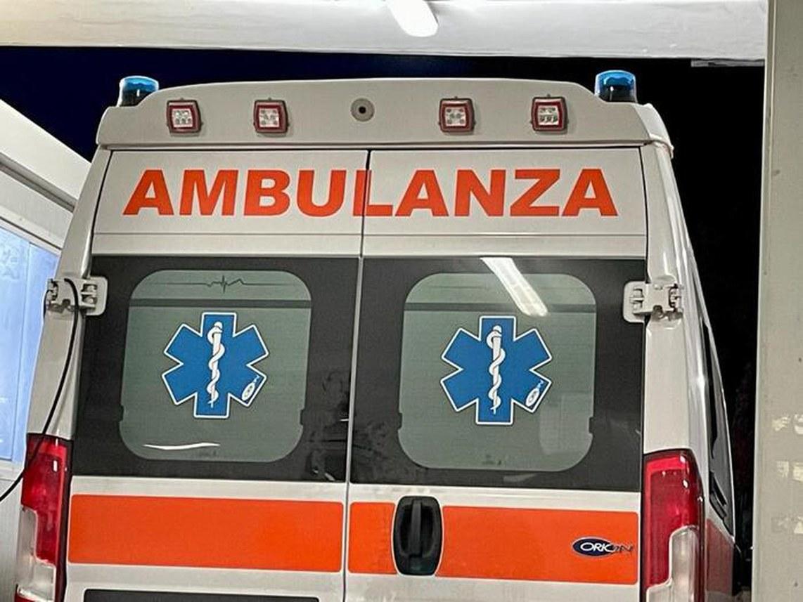 Puntura e reazione allergica, turista soccorsa ad Ancona