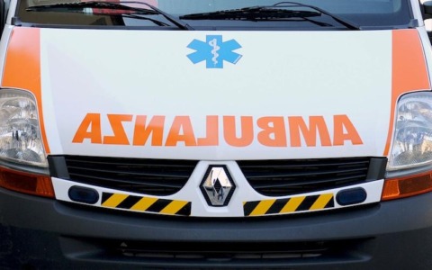 Rissa dopo l’alcol ad Ancona, donna fugge dal pronto soccorso