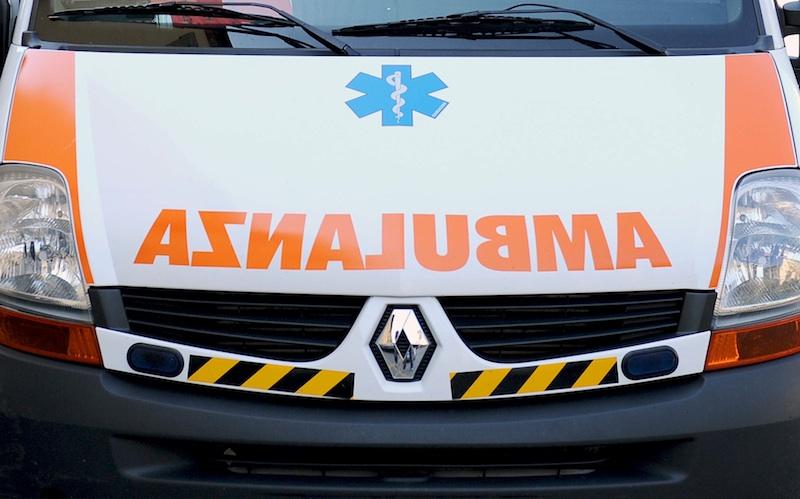 Rissa dopo l’alcol ad Ancona, donna fugge dal pronto soccorso