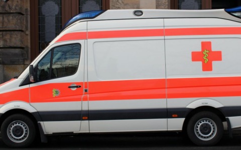 Lite a Torrette, 18enne soccorso dopo uno stato di agitazione